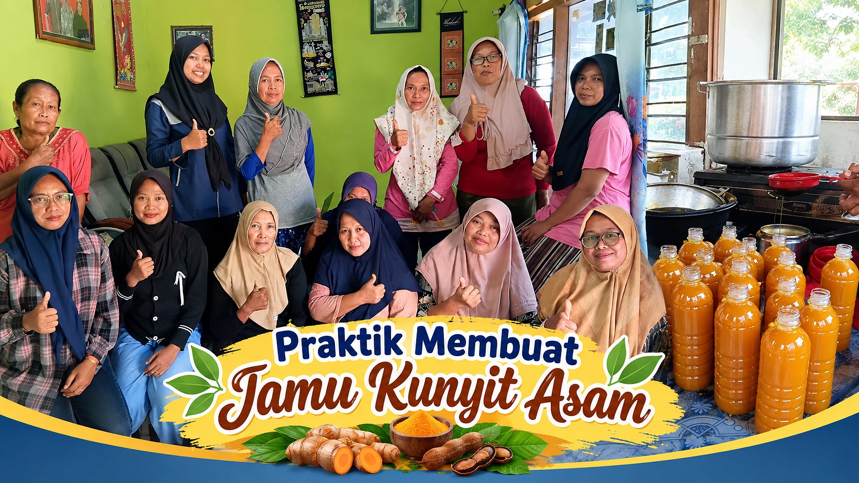 Pendidikan Penyegaran Anggota CU Semangat Warga (praktik membuat jamu kunyit asam)