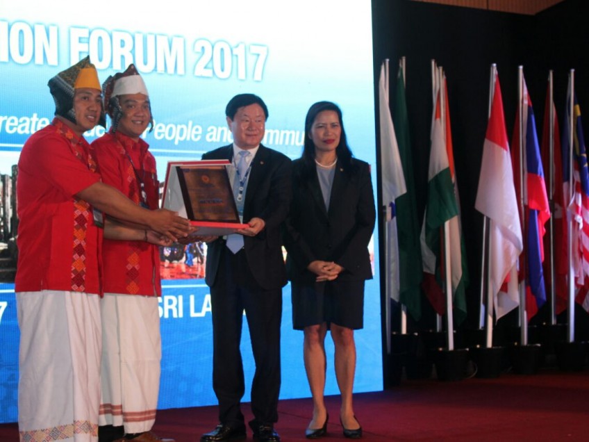 The first from Indonesia! CU Sauan Sibarrung menerima Akreditasi ACCESS BRANDING